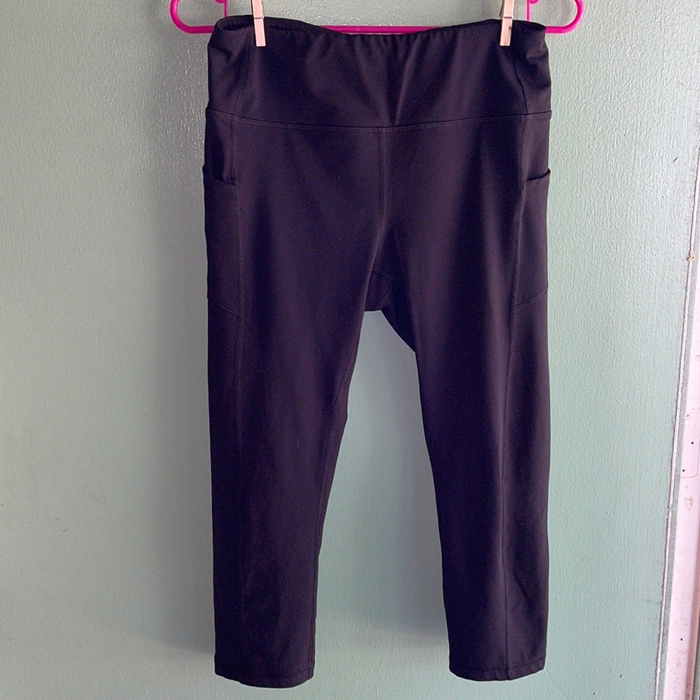 Bebe Sport Capri Pants